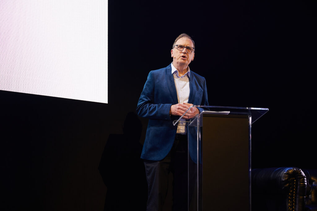 Distinguished speaker symposium on prime numbers and cryptography g